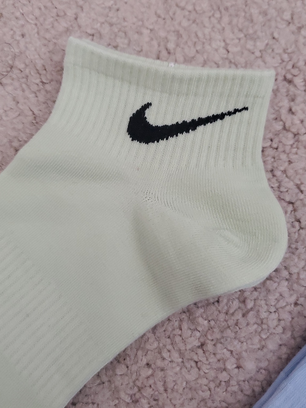 Nike Socks - Picture 5 of 11